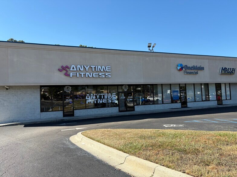 More Photos Of 3219 Apalachee Pky, Tallahassee General Retail For Lease