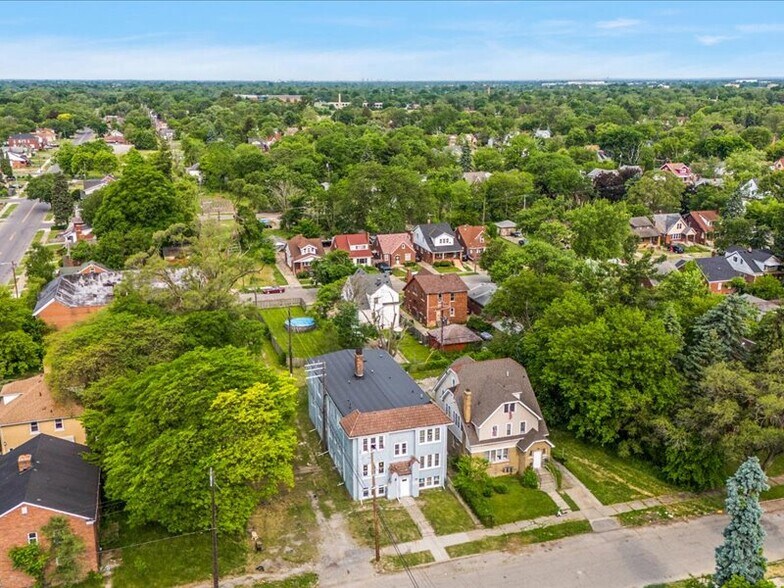 More Photos Of 18037 Pelkey St, Detroit Multifamily For Sale