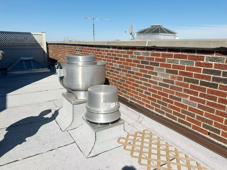 More Photos Of 2534 Steinway St, Long Island City Multifamily For Sale