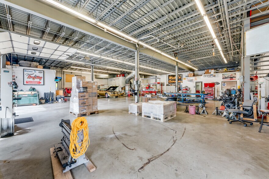More Photos Of 2050 Winners Dr, Fairmont Auto Repair For Sale