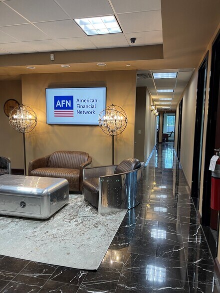 More Photos Of 500 Craig Rd, Manalapan Township Office For Lease