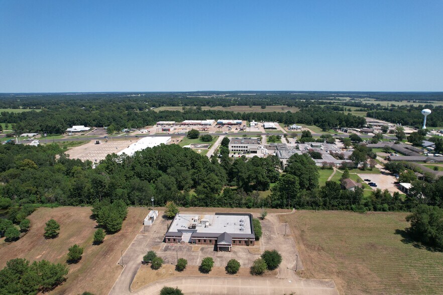 More Photos Of 200 Renaissance Way, Crockett Medical For Sale