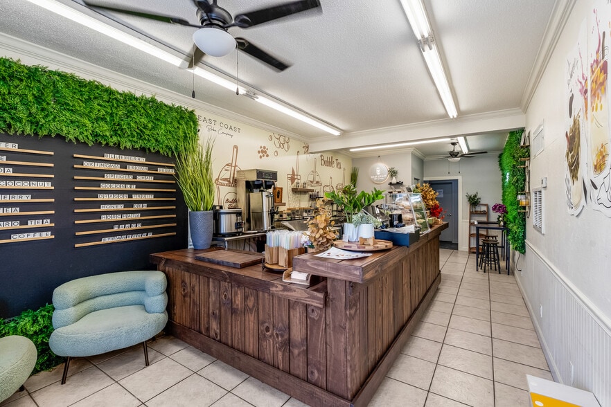 More Photos Of 1615 14th Ave, Vero Beach Medical For Sale