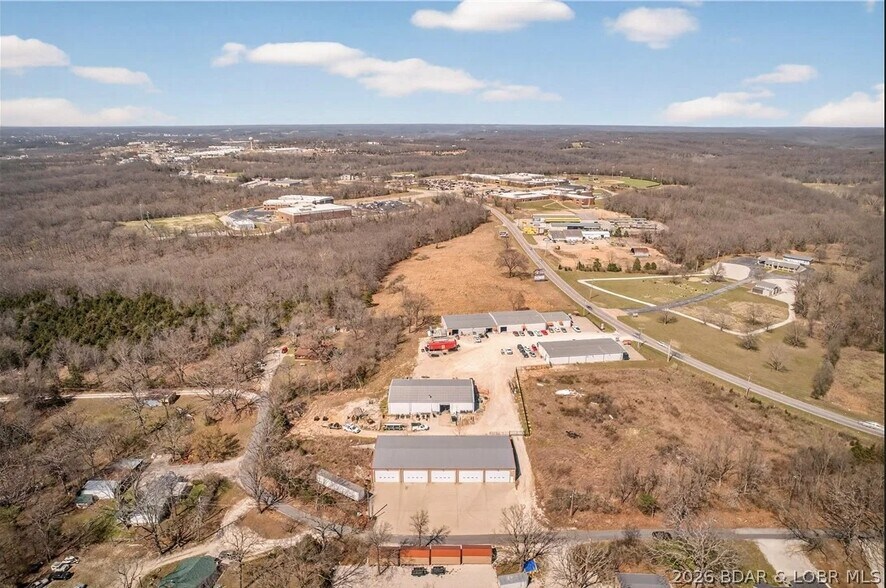 More Photos Of 3737 Antioch Lane, Osage Beach Warehouse For Lease