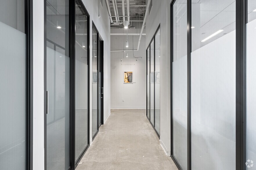 More Photos Of 44 S Broadway, White Plains Coworking Space