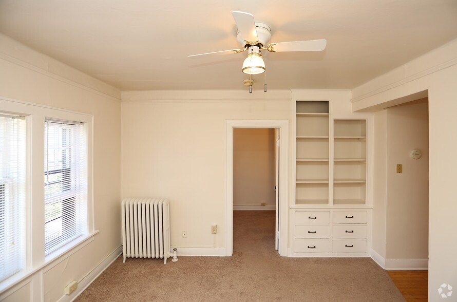 More Photos Of 846 N 15th St, Milwaukee Apartments For Sale