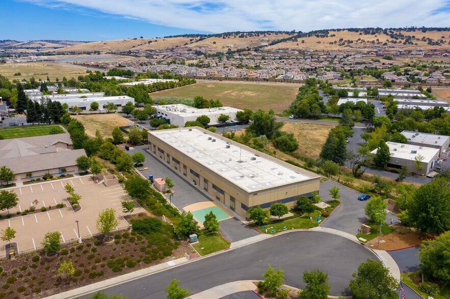 More Photos Of 1235 Glenhaven Ct, El Dorado Hills Research And Development For Lease