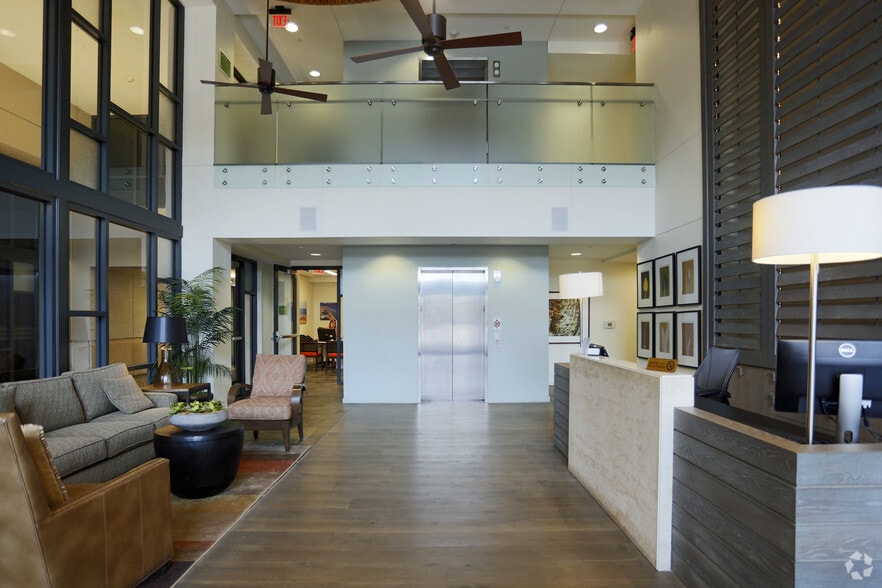 More Photos Of 332 Laskin Rd, Virginia Beach Apartments For Lease