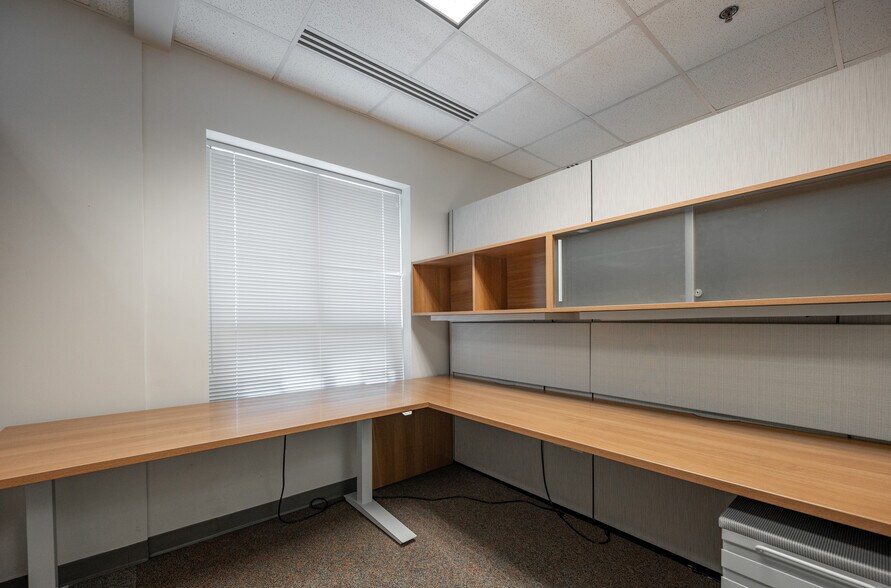 More Photos Of 610 Jones Ferry Rd, Carrboro Medical For Sale