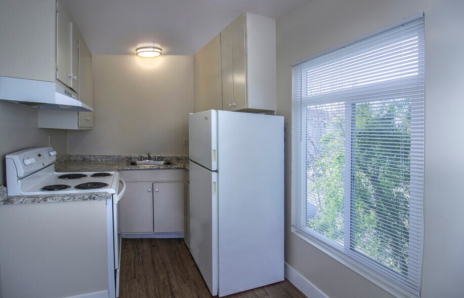 More Photos Of 486 Beech St, Redwood City Apartments For Sale