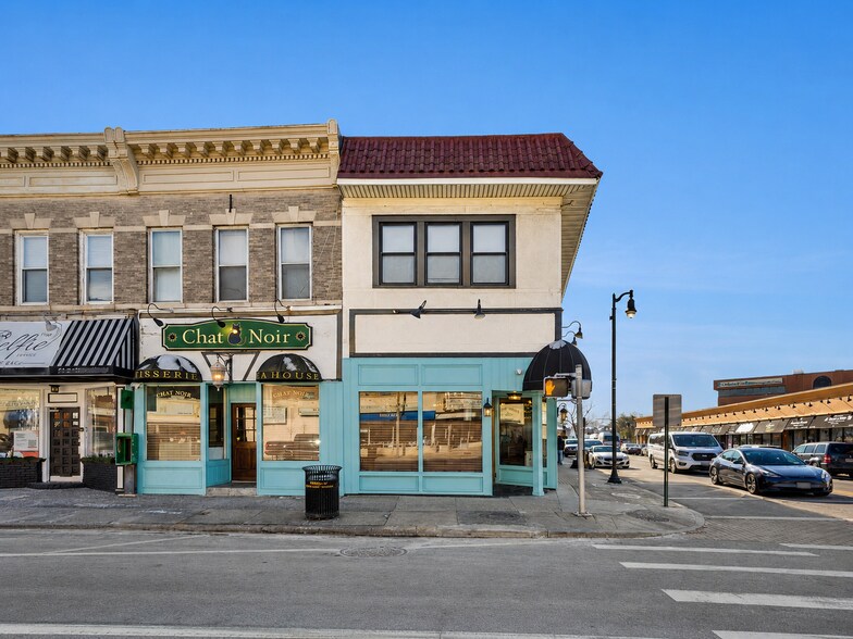 More Photos Of 228 Merrick Rd, Rockville Centre Storefront Retail Residential For Lease
