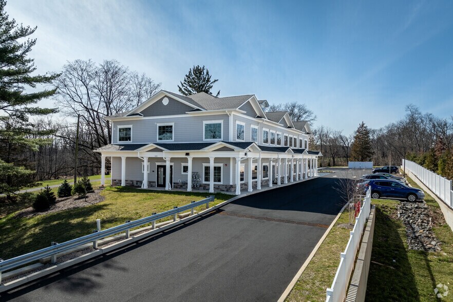 More Photos Of 668 US Highway 206, Hillsborough Storefront Retail Office For Lease