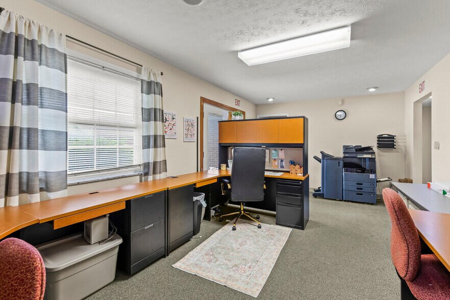 More Photos Of 4901 Central College Rd, Westerville Office Residential For Sale
