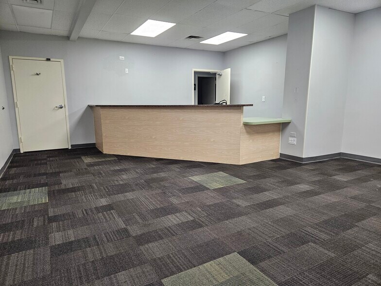 6450 Spalding Dr, Peachtree Corners, GA 30092 Medical Office For