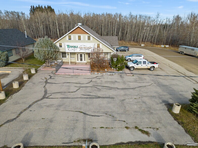 More Photos Of 1916 10th Av, Spruce View Restaurant For Sale