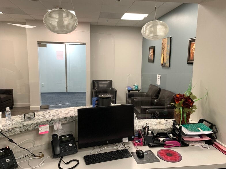 More Photos Of 24430 Stone Springs Blvd, Dulles Town Center Medical For Lease