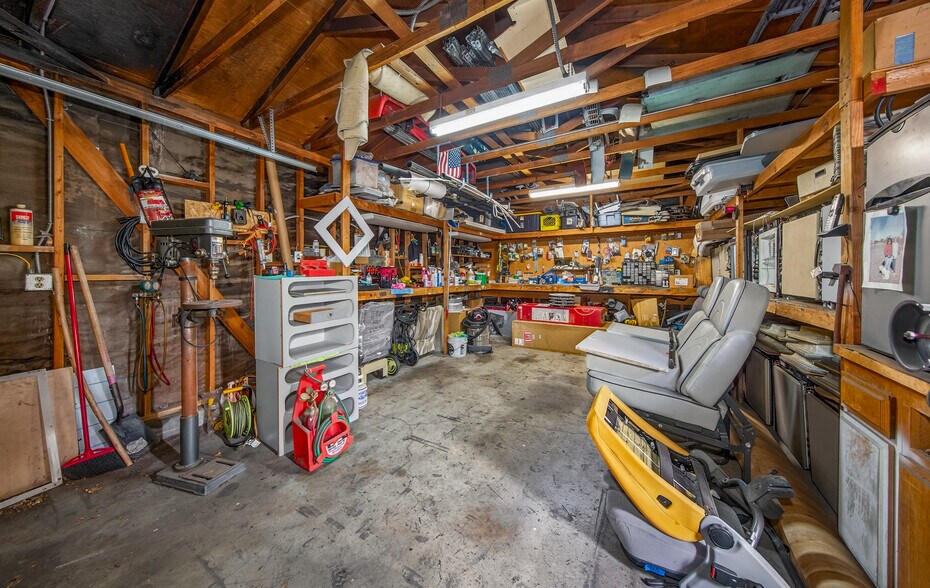 More Photos Of 31650 Dunlap Blvd, Yucaipa Office For Sale