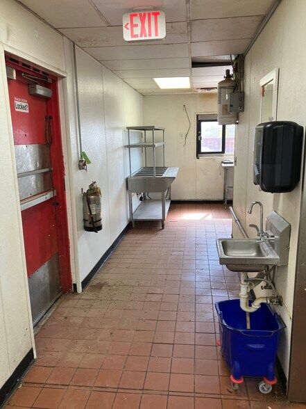 More Photos Of 2110 W 5th St, Plainview Restaurant For Sale