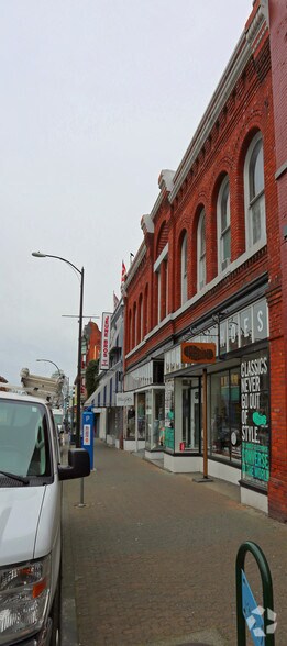 More Photos Of 574-580 Johnson St, Victoria Storefront Retail Residential For Lease