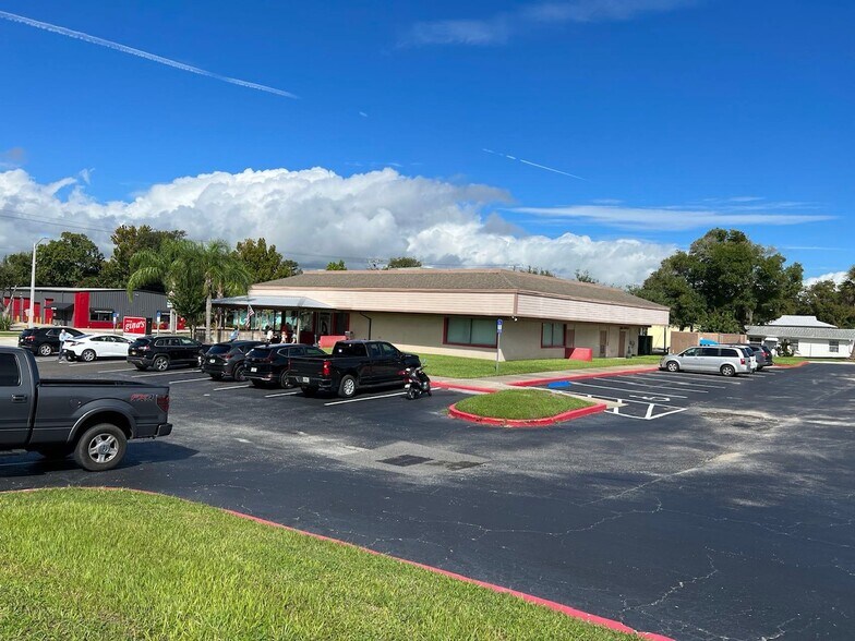 More Photos Of 841 Ridgewood Ave, Daytona Beach Restaurant For Sale