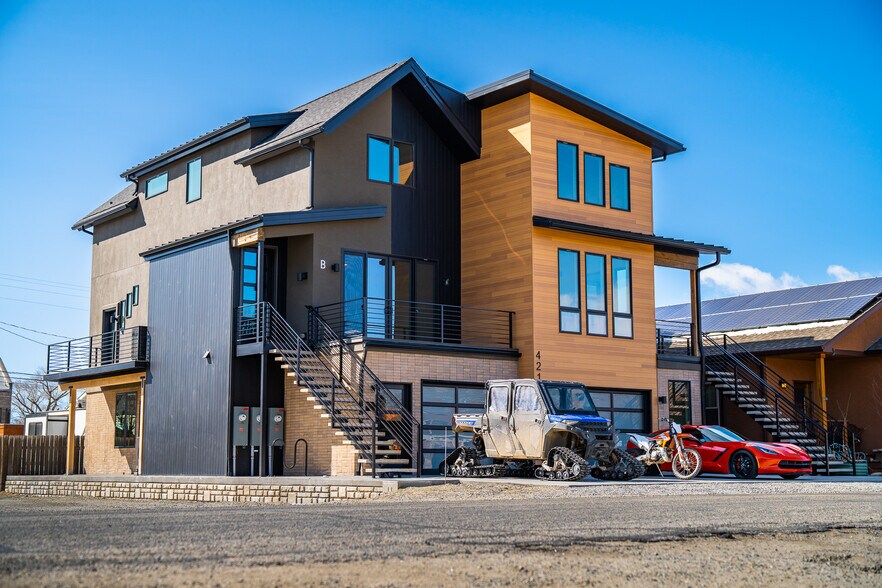 Primary Photo Of 421 Chestnut St, Buena Vista Apartments For Sale