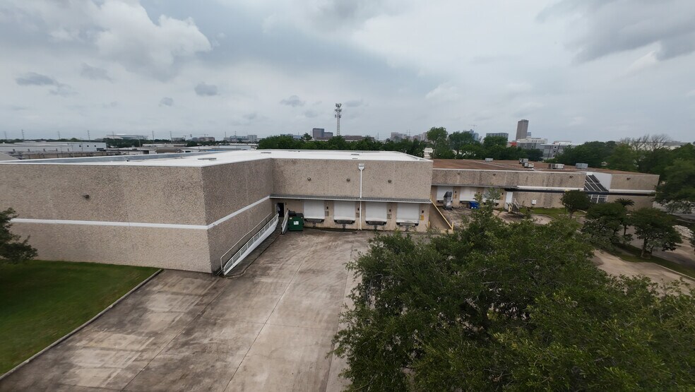 Primary Photo Of 6960 Ardmore St, Houston Warehouse For Sale