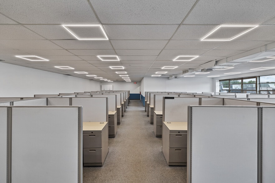 More Photos Of 65 Ramapo Valley Rd, Mahwah Unknown For Lease