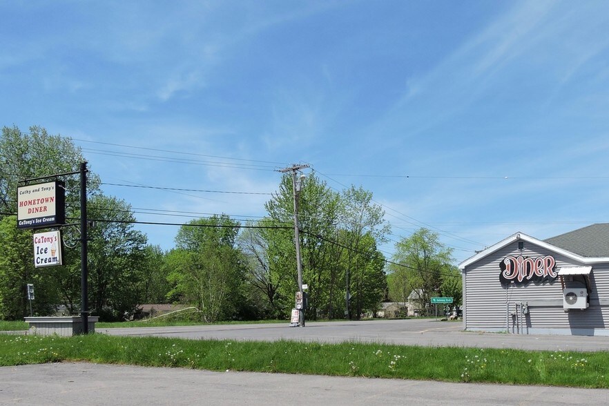 More Photos Of 7991 Route 31, Bridgeport Restaurant For Sale