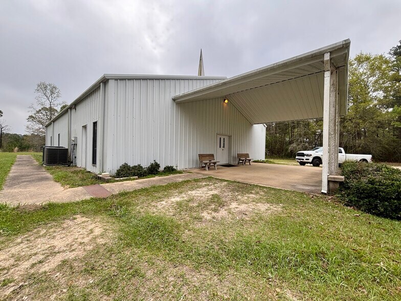 More Photos Of 5097 FM 1374 Rd, Huntsville Specialty For Sale