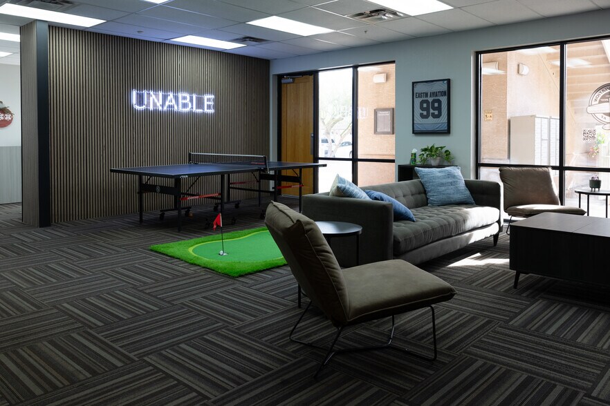 More Photos Of 2550 N Thunderbird Cir, Mesa Office For Sale