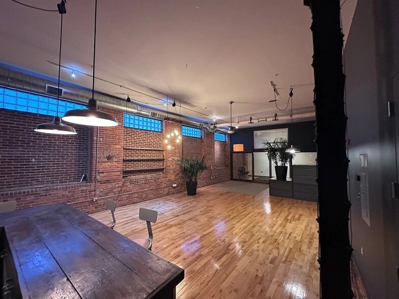 More Photos Of 1 Westinghouse Plz, Boston Office For Lease