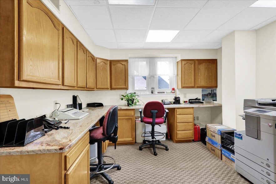 More Photos Of 325 E Lancaster Ave, Reading Office Residential For Sale