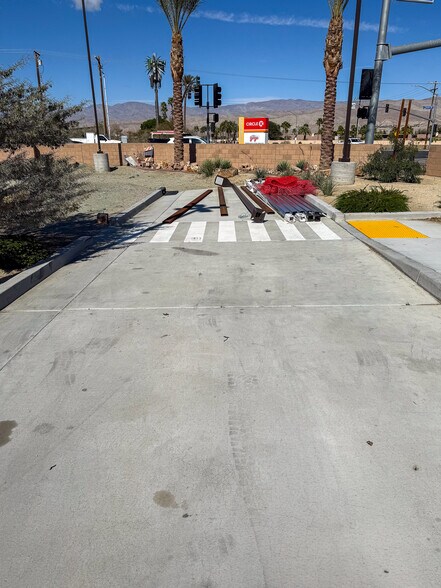 More Photos Of 40965 Jefferson St, Indio Restaurant For Lease