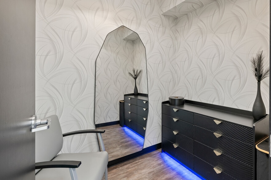 More Photos Of 234 E 1st St, Casper Healthcare For Lease