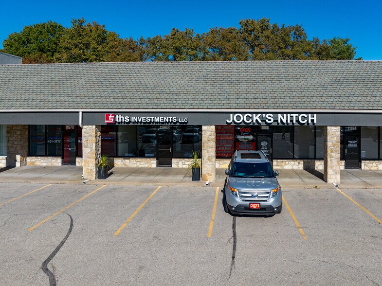 More Photos Of 11800-11922 W 119th St, Overland Park Unknown For Lease
