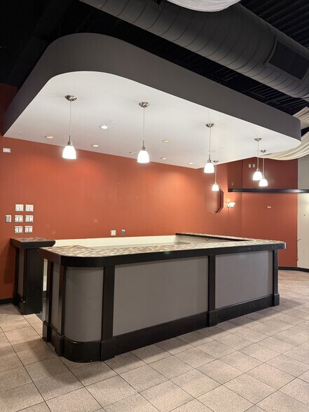 More Photos Of 945 Cromwell Ave, Rocky Hill Storefront For Lease