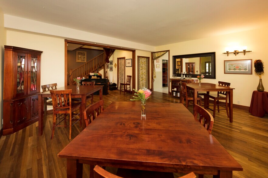 More Photos Of 94-2152 S Point Rd, Naalehu Hotel For Sale