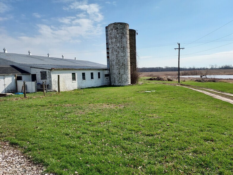 More Photos Of 7315 Onsted Hwy, Onsted Flex For Sale