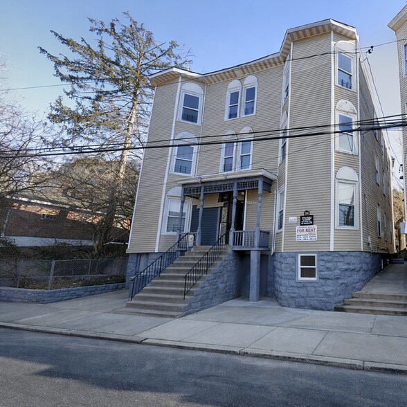 More Photos Of 296 Woodworth Ave, Yonkers Apartments For Sale