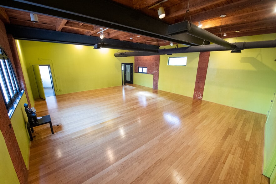 More Photos Of 107 E Preston St, Baltimore Office For Lease
