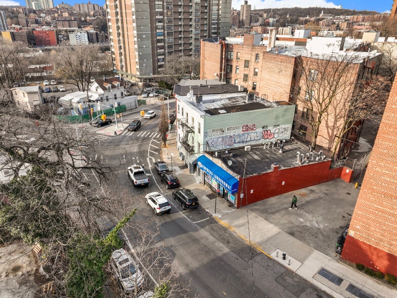 More Photos Of 3320 Fort Independence St, Bronx Freestanding For Sale