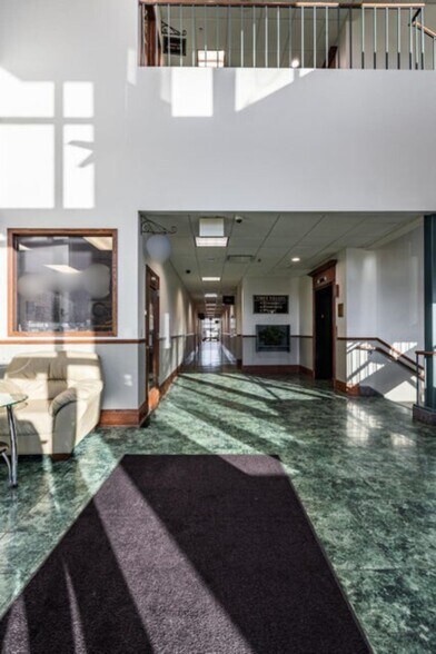 More Photos Of 700 N 3rd St, La Crosse Office For Lease