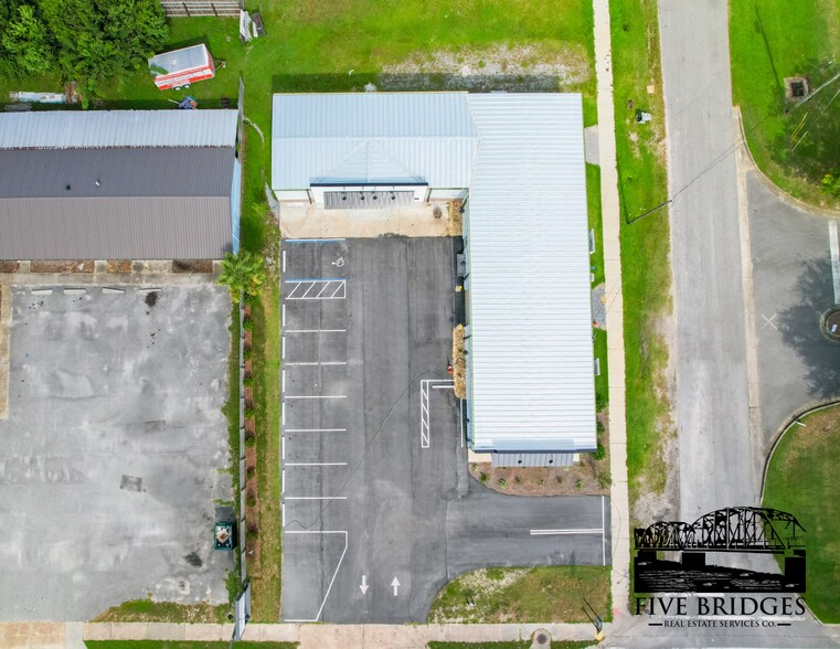 More Photos Of 1519 Ohio Ave, Lynn Haven Freestanding For Lease