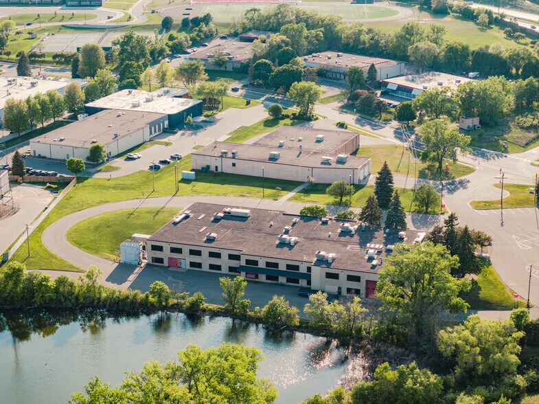 More Photos Of 7945 Wallace Rd, Eden Prairie Manufacturing For Sale
