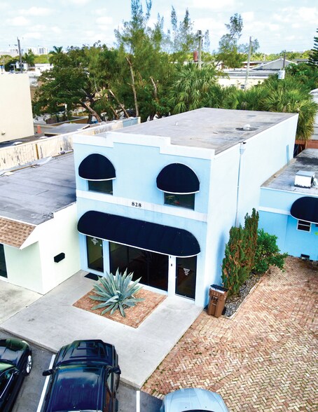 More Photos Of 828 SE 8th Ave, Deerfield Beach Medical For Sale