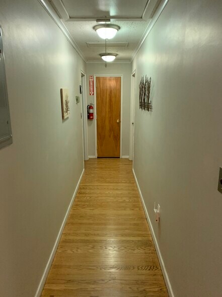 More Photos Of 304 Newton Ave, Oaklyn Office For Sale