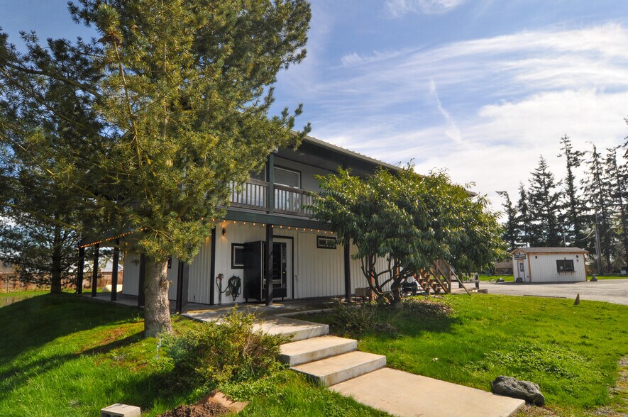 More Photos Of 14965 W Bow Hill Rd, Bow Post Office For Sale