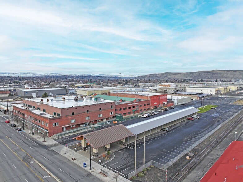 More Photos Of 21 N 1st Ave, Yakima Office For Sale