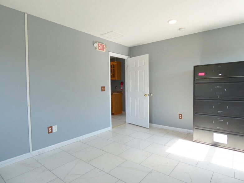 More Photos Of 396 N Main St, Barnegat Office For Sale