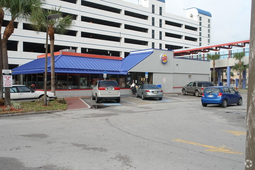 More Photos Of 225 N Atlantic Ave, Daytona Beach Restaurant For Lease